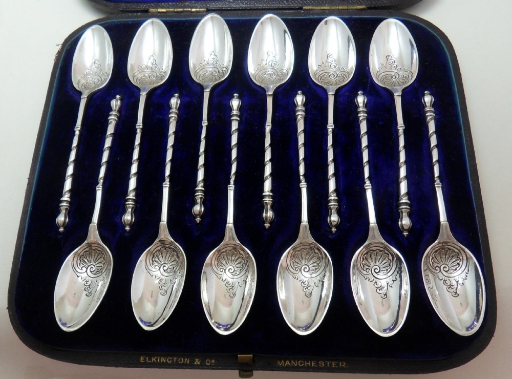 SUPERB CASED SET OF 12 VICTORIAN TEASPOONS LONDON 1876