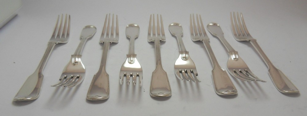 VICTORIAN SET OF 9 SILVER DESSERT FORKS FIDDLE & THREAD View III