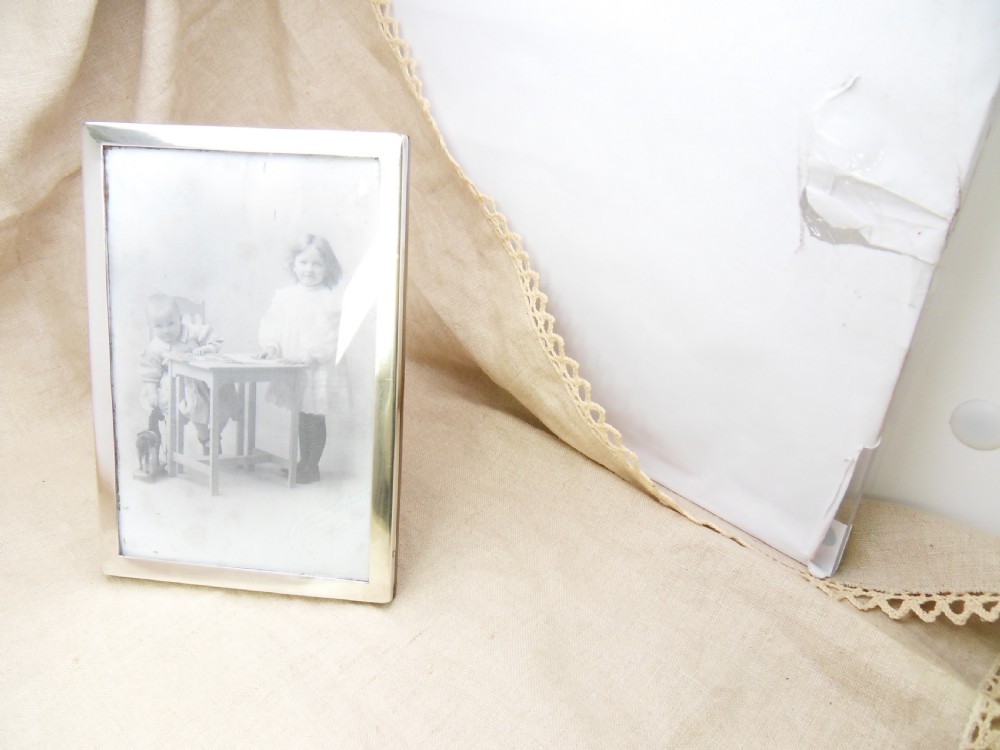 PLAIN POLISHED SILVER PHOTO FRAME BIRMINGHAM 1931 View III