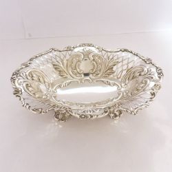 FINE VICTORIAN SILVER BON BON DISH HALLMARKED LONDON 1895