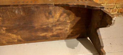 CARVED 17TH CENTURY ENGLISH OAK COFFER - ADDITIONAL PHOTO 7
