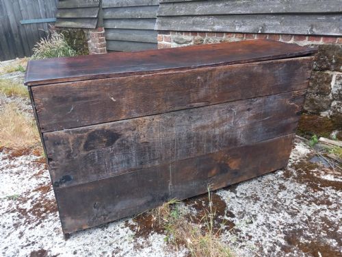 18TH CENTURY OAK DRESSER - ADDITIONAL PHOTO 3