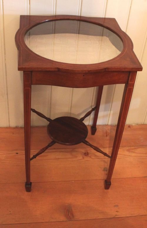 Edwardian Mahogany Bijouterie Display Table