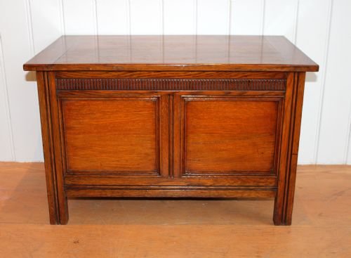 1920s Oak Blanket Chest