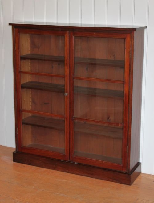 Edwardian Mahogany Glazed Bookcase Having Adjustable Shelves 
