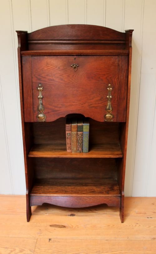 Slim Solid Oak Arts and Crafts Bureau  
