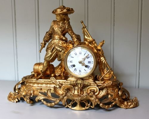 Gilt Ormolu French Mantel Clock