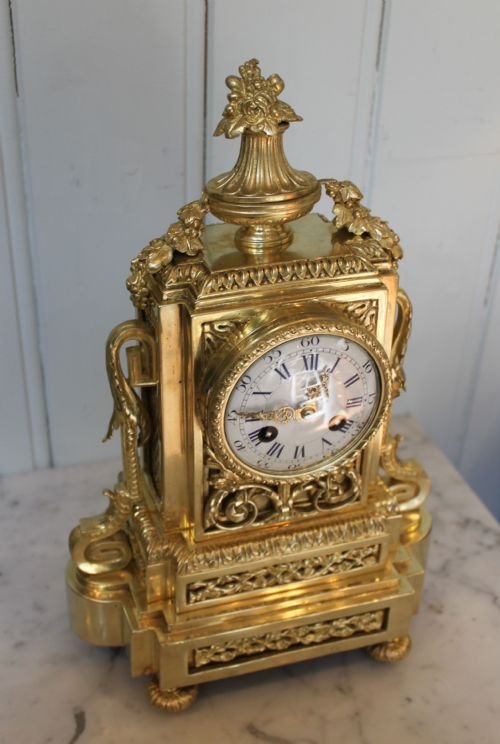 fig 1.  Small 18th Century Style Mantel Clock 