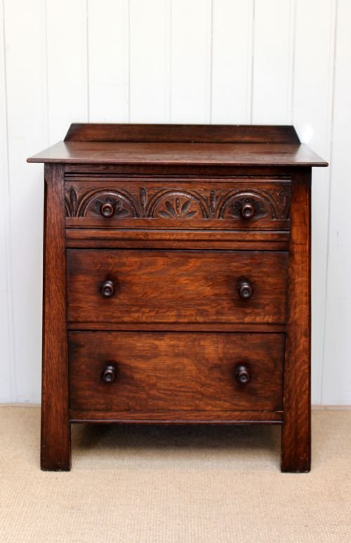Solid Oak Arts and Crafts Influenced Chest of Drawers