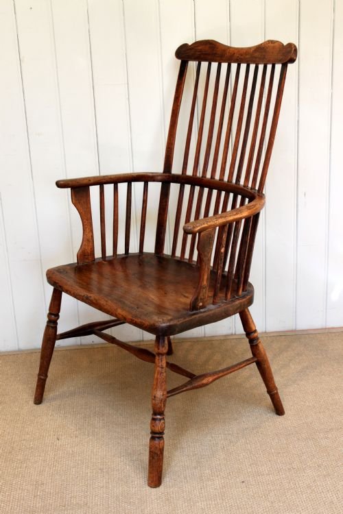 fig 1. Mid 18th Century Comb Back Windsor Chair 