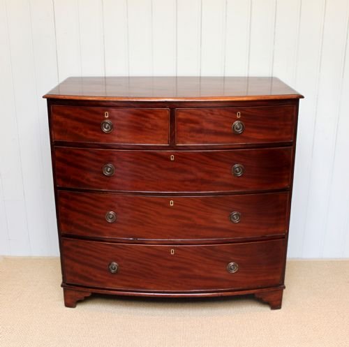 Early 19th Century Mahogany Bow Front Chest of Drawers