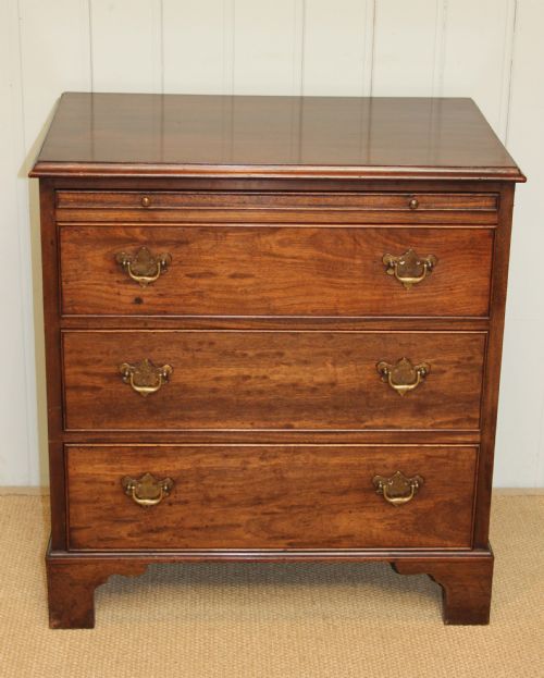 Georgian Style Mahogany Batchelors Chest