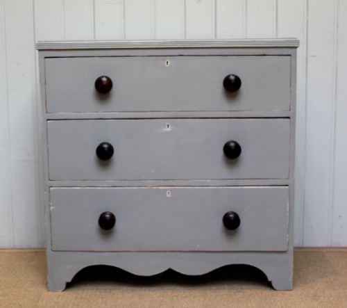 Painted Pine Chest of Drawers