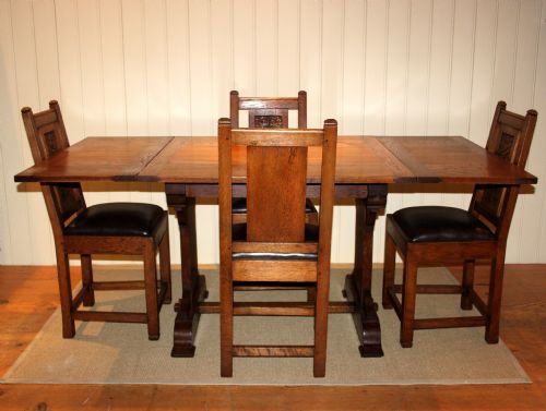fig 1. Arts & Crafts Influenced Oak Table & Chairs