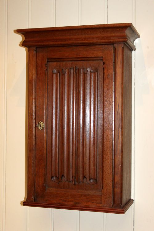 French Oak Linenfold Wall Cabinet