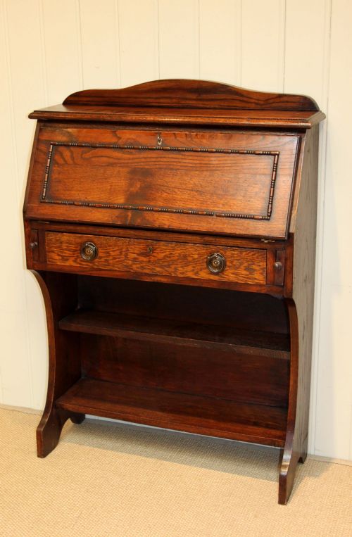 Small Oak Students Bureau