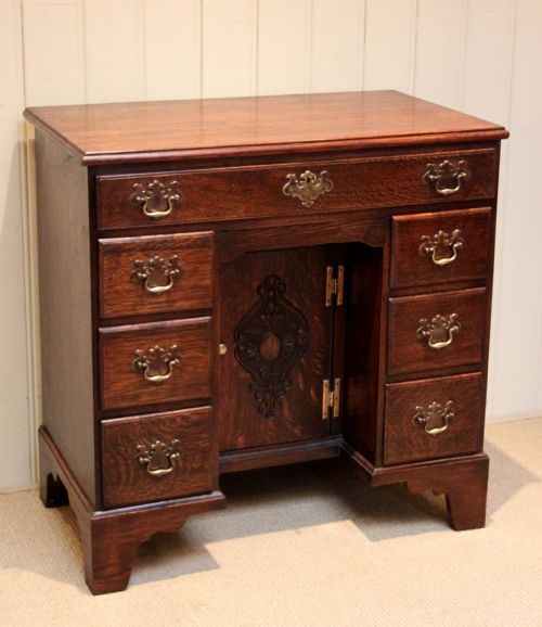 Solid Oak Kneehole Desk
