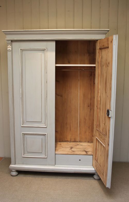 Late 19th Century Painted Pine Two Door Wardrobe 231059