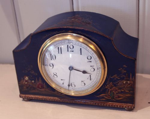 Small Blue Chinoiserie Lacquered Mantel Clock 

