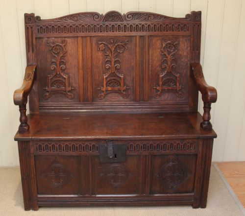 19th Century Oak Settle