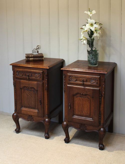 Pair of Oak Bedside Cabinets