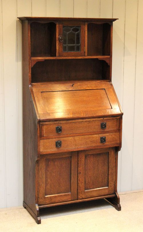 Small Proportioned Oak Arts and Crafts Bureau Bookcase