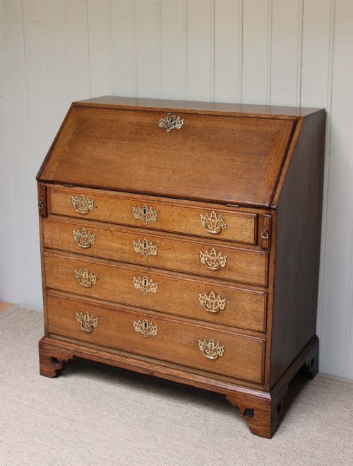 fig 1. Georgian Oak Bureau