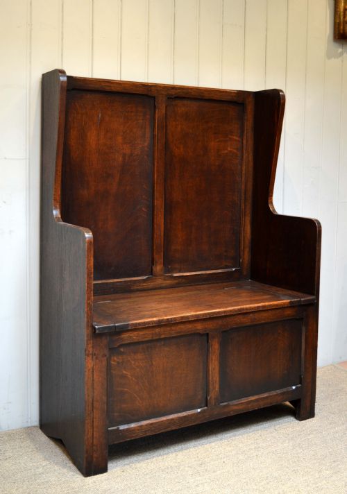 1920s Oak Settle