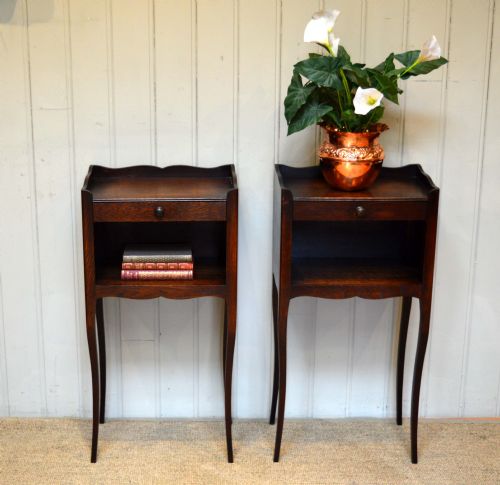 Pair of Oak Bedside Cabinets