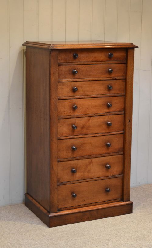 Edwardian Oak Wellingon Chest