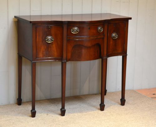fig 1. Mahogany Serpentine Front Sideboard