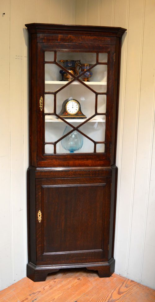 fig 1. Oak Corner Cabinet 