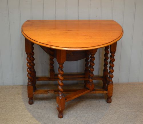 fig 1. Light Oak Gateleg Table