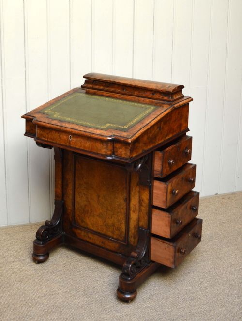 fig 1. Victorian Burr Walnut Davenport