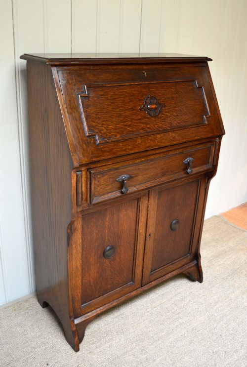 Solid Oak Students Bureau