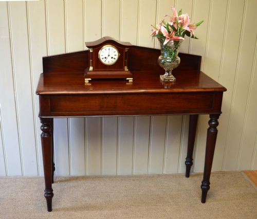Victorian Mahogany Hall Table 
