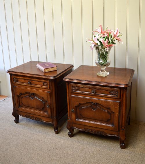 Pair of Low Oak Bedside Cabinets