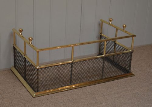 Small Proportioned Edwardian Brass Fender
