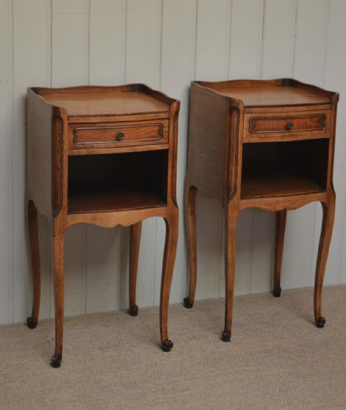 Pair of Oak Bedside Cabinets