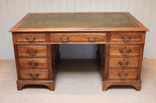 fig 1. Large Oak Pedestal Desk 