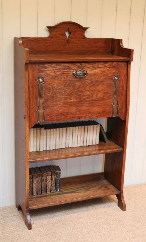 Arts and Crafts Small Proportioned Bureau