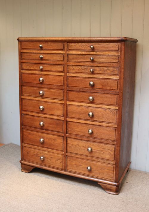 fig 1. Substantial Oak Drapers Cabinet