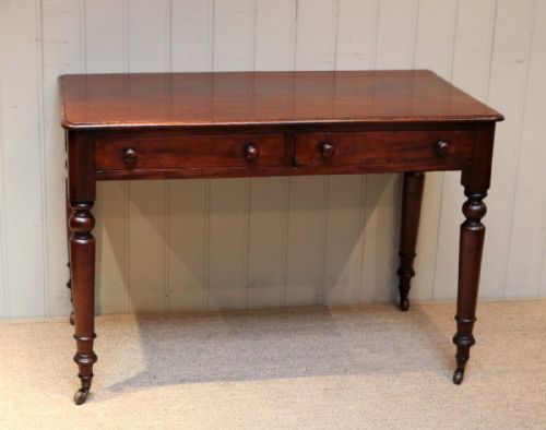 Mid 19th Century Mahogany Table