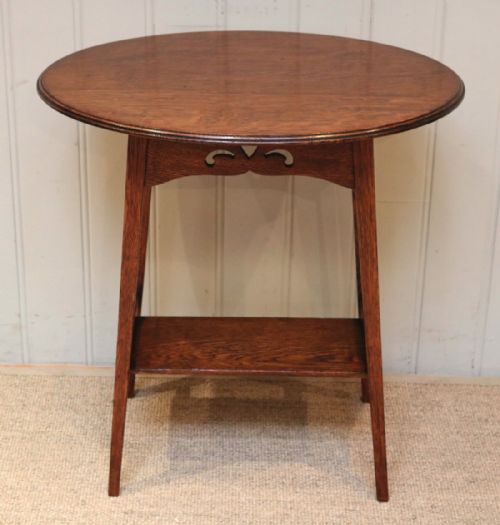 Arts and Crafts Oval Oak Table
