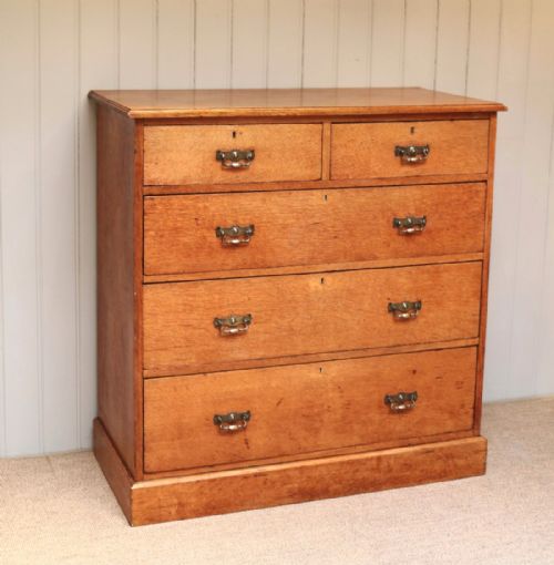 Substantial Edwardian Oak Chest of Drawers