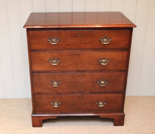 Late Georgian Mahogany Chest of Drawers