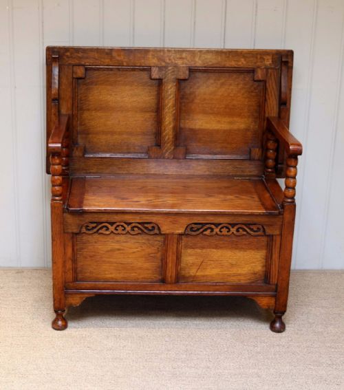 fig 1. Golden Oak Monks Bench