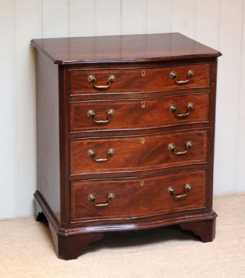Edwardian Mahogany Chest of Drawers