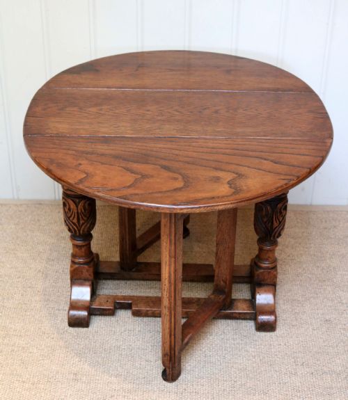 Small Oak Gateleg Table