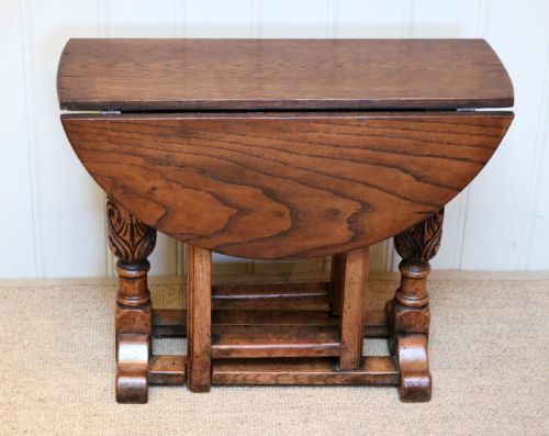 fig 1. Small Oak Gateleg Table
